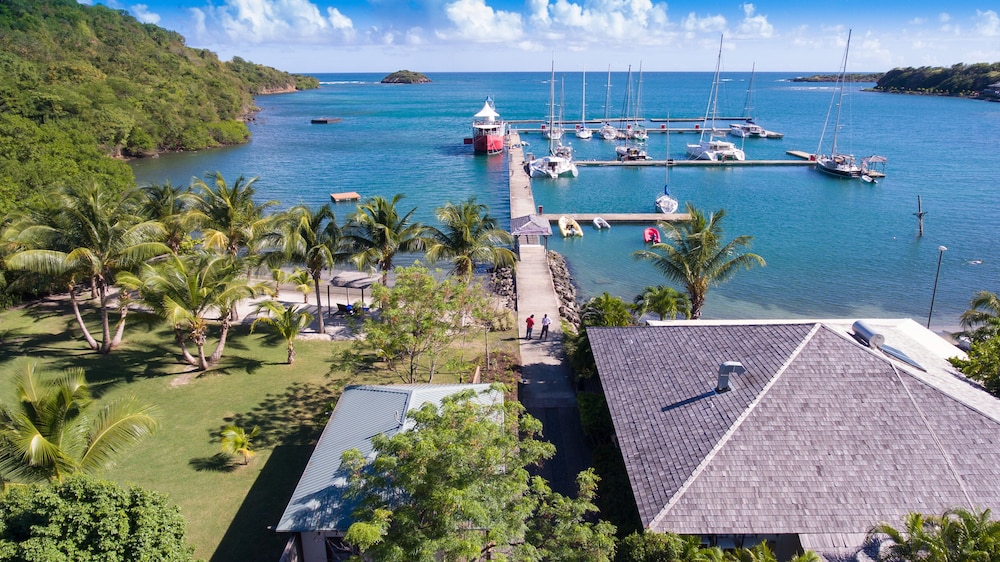 Le Phare Bleu Marina Resort