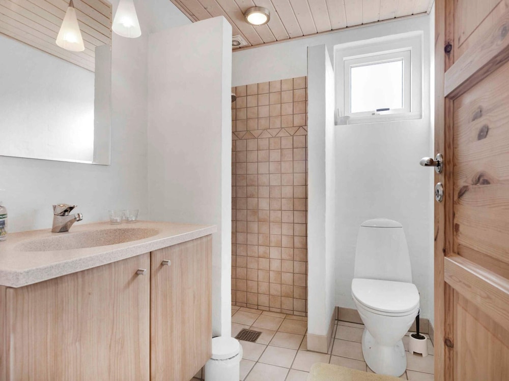 5 Star Holiday Home in Hals