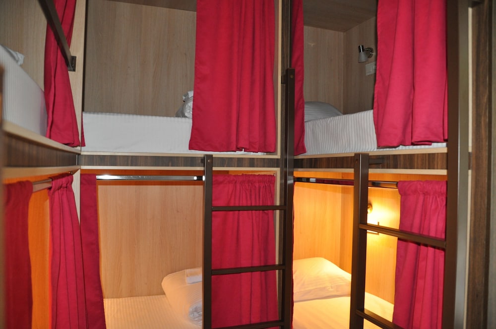 Pikasso - Hostel