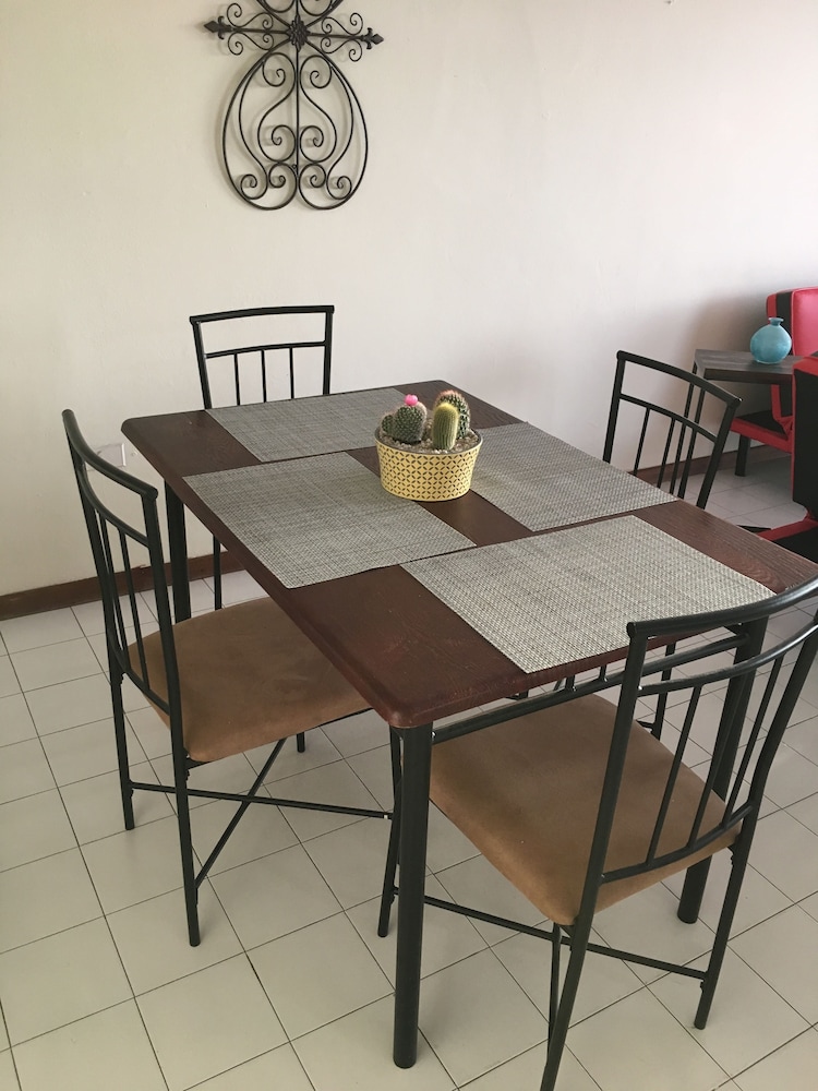 Delmonico PH Apartment