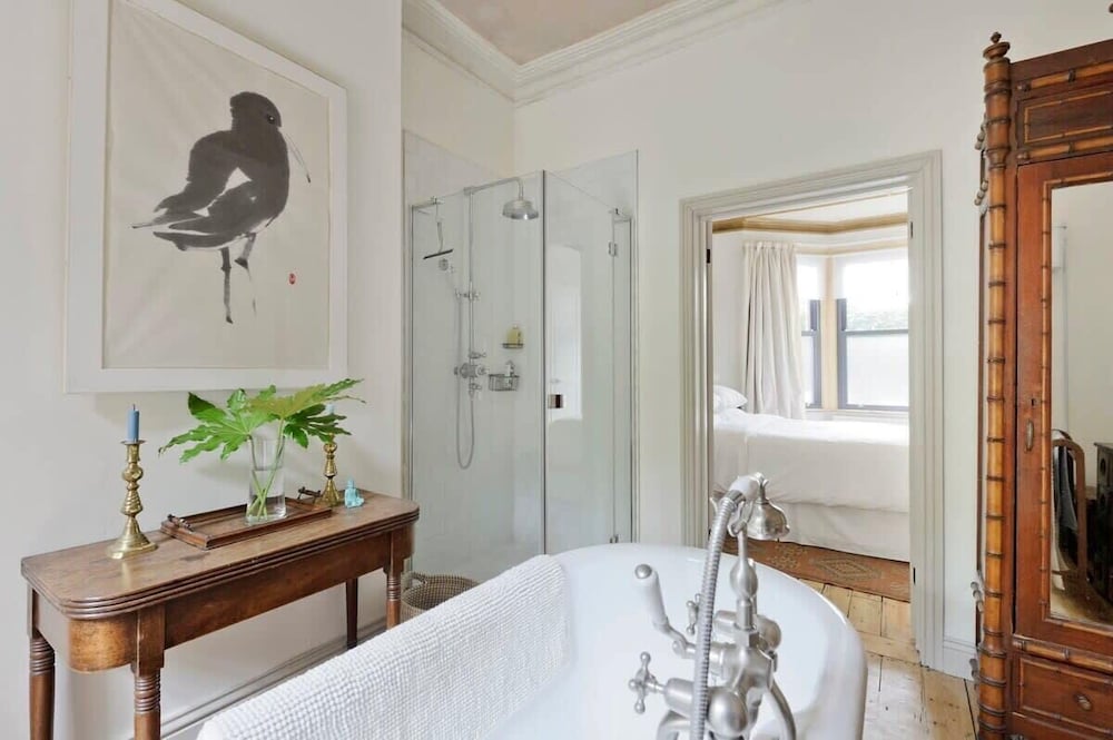 Gorgeous 1 Bed Garden Flat, Kensal
