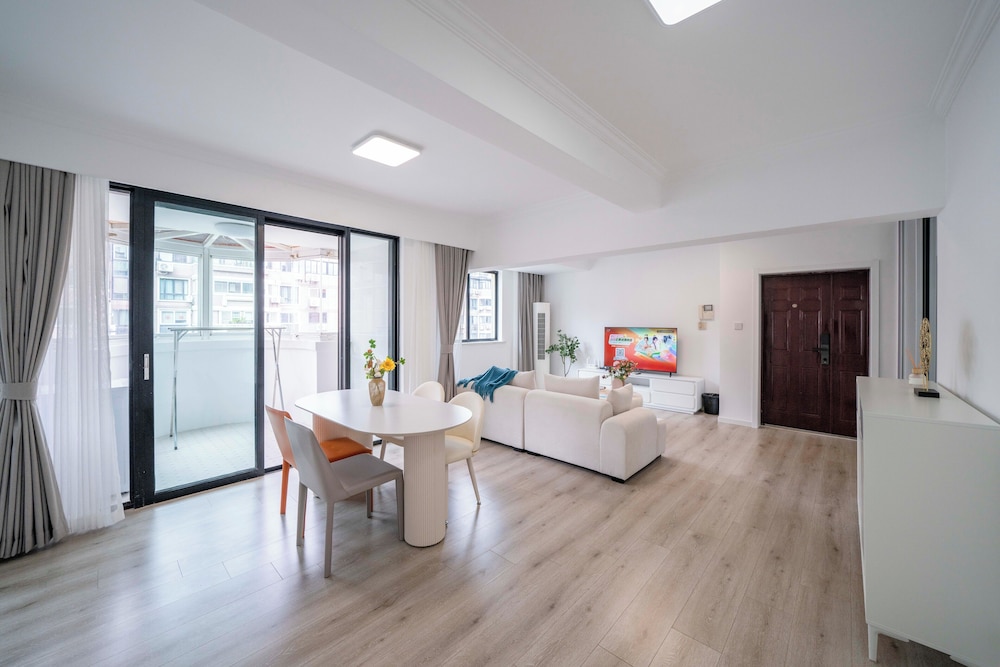 Tyms Parisian 2BR APT Paris Classic