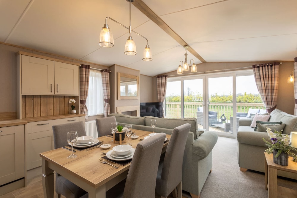 Host Stay Fieldview Lodge Ashdown Retreat