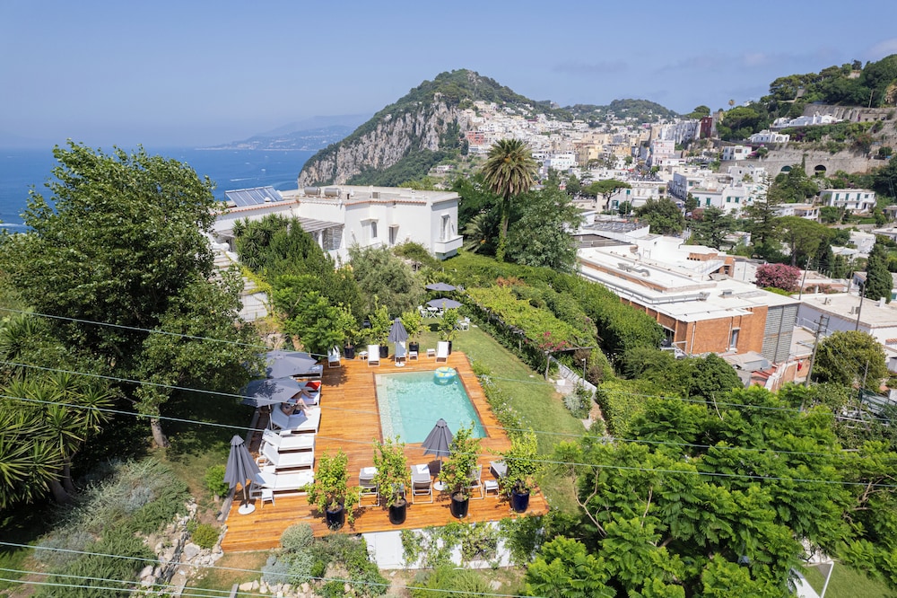Suite Time Capri Villa La Pergola