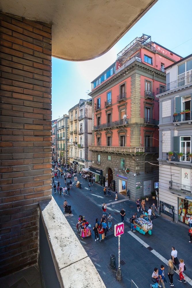 Toledo Stylish by Wonderful Italy