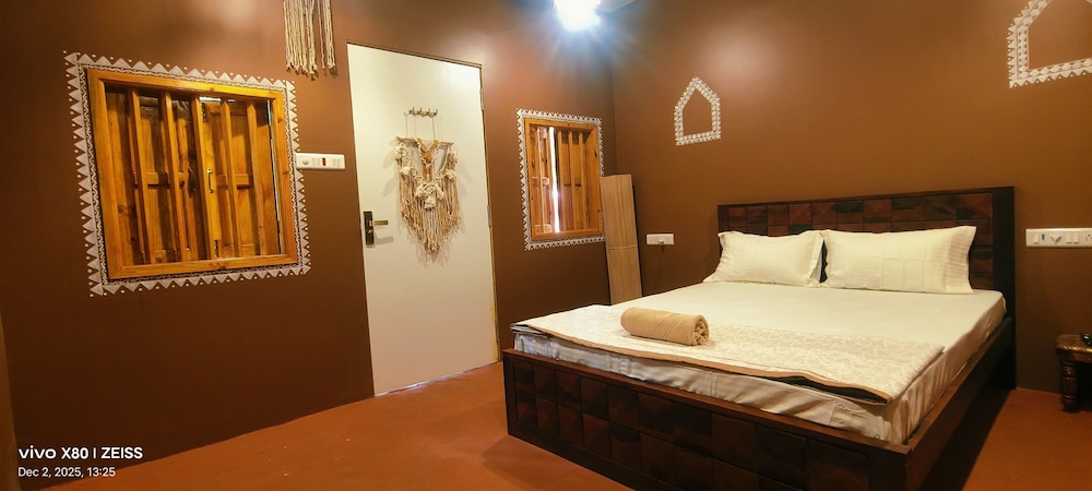 Ishaan Holiday Resort