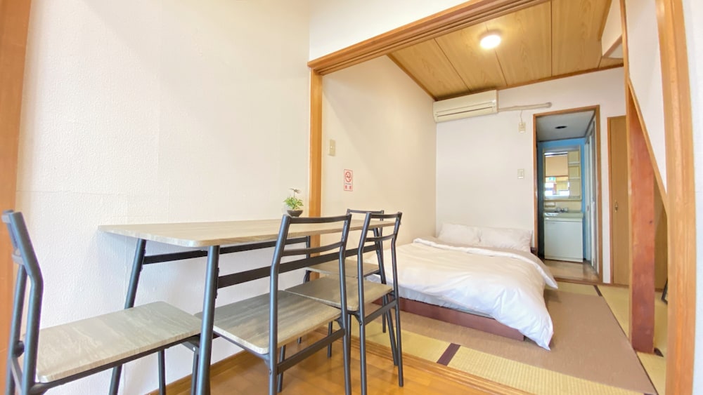 AkiraHome Tsutenkaku West