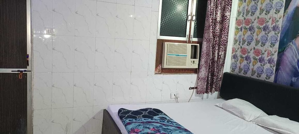 Hotel Yash Palace Kanpur