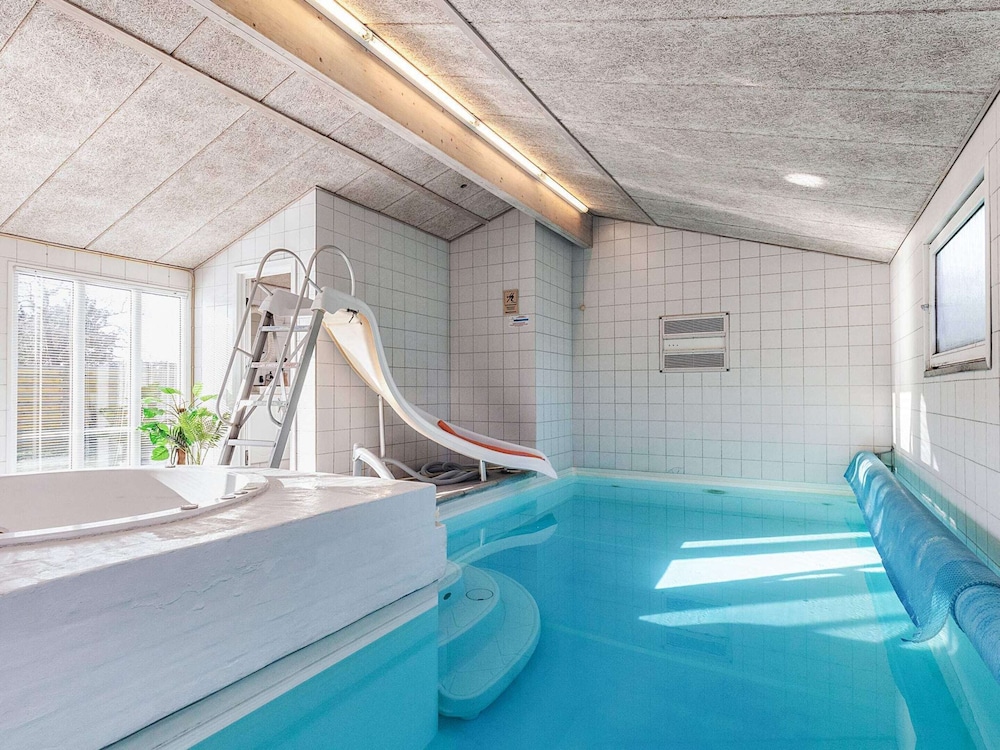 4 Star Holiday Home in Vaeggerlose