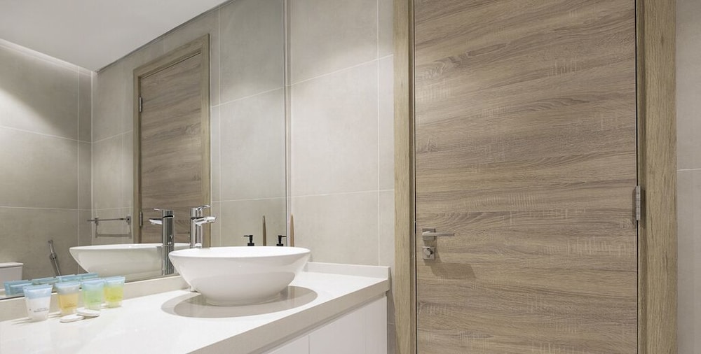LUX The Ultimate Marina View Suite