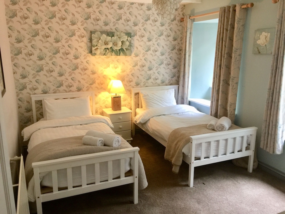 Looe Vacations - Polean Farm Cottages - Property Image 1