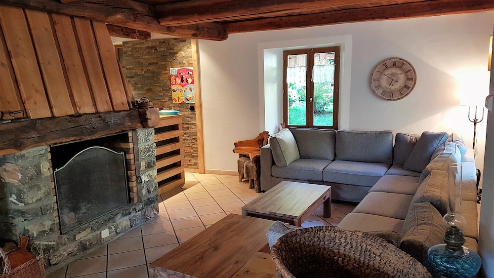 Chambre d'hôtes La Jarbelle - Gîte et Spa view 5