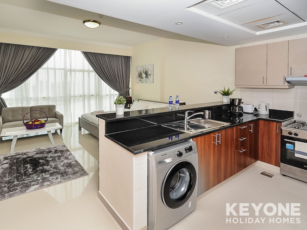 KOHH - Studio in Reef Residence
