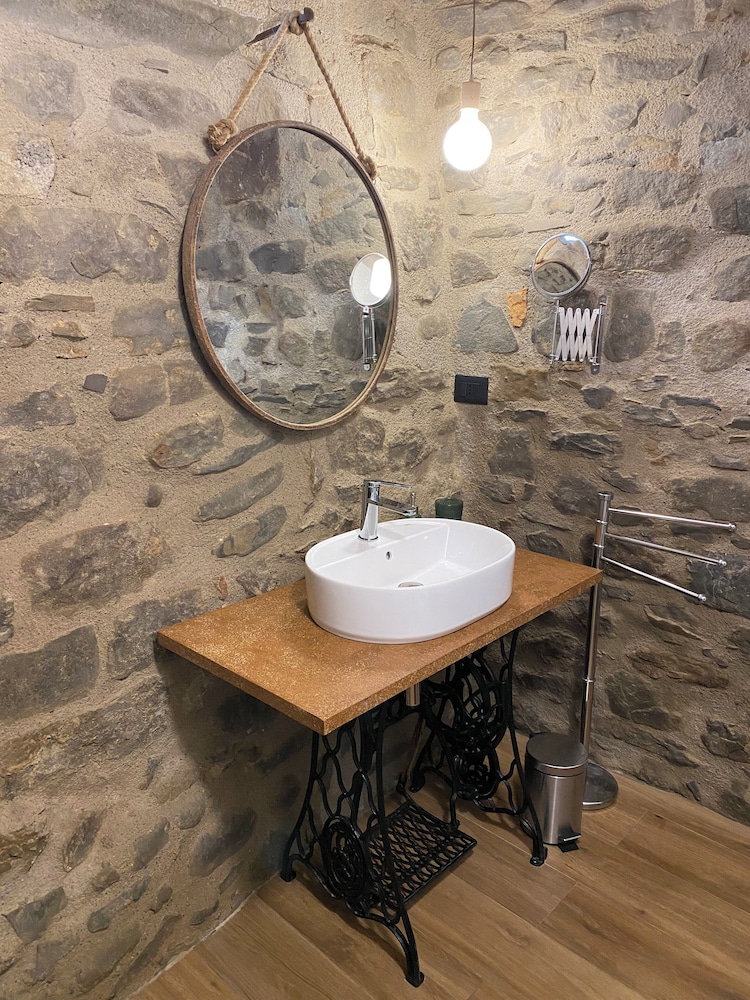 La Casa Medievale - Suites & SPA