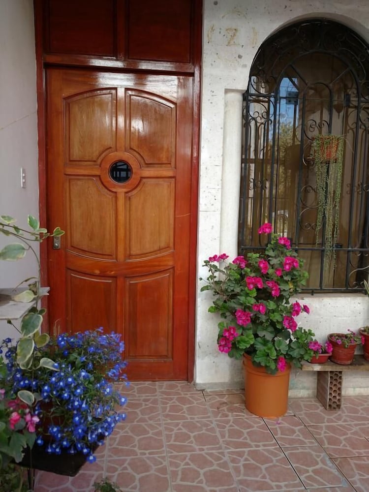 Korisonqo Casa Hospedaje