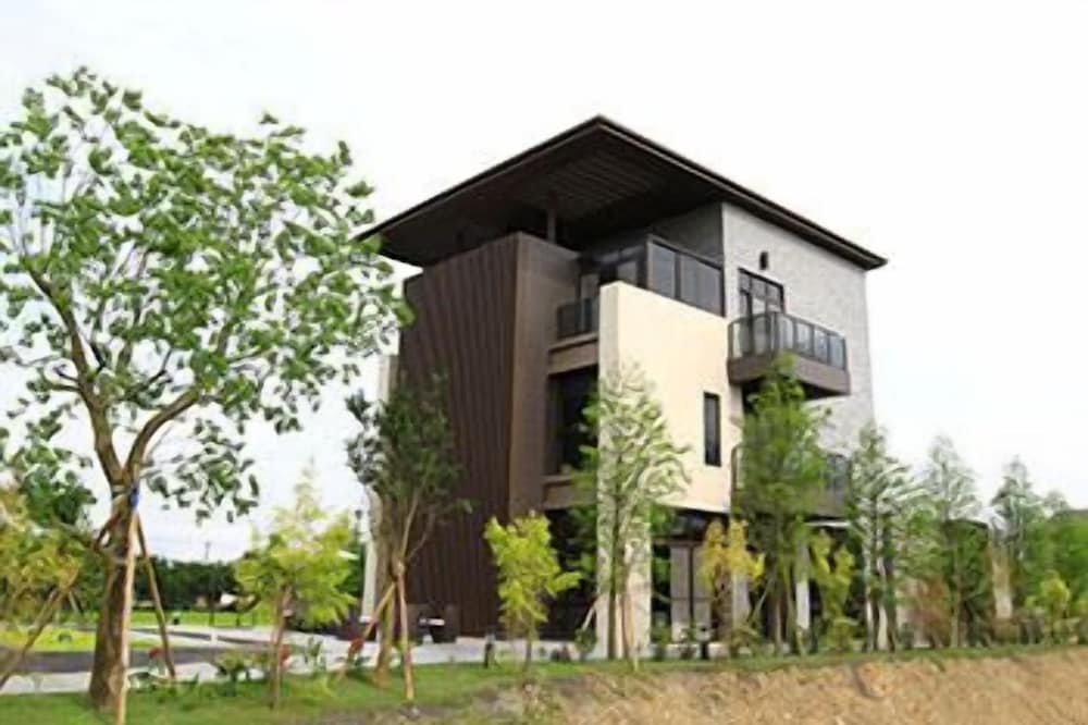 Village B&B