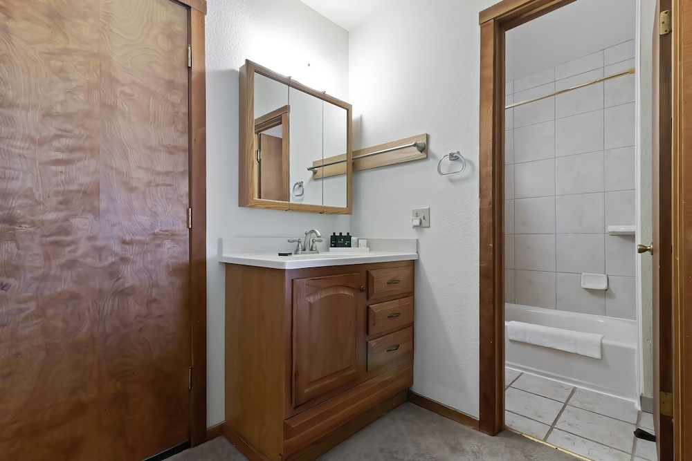 Bear Valley Vacation Condos by RedAwning