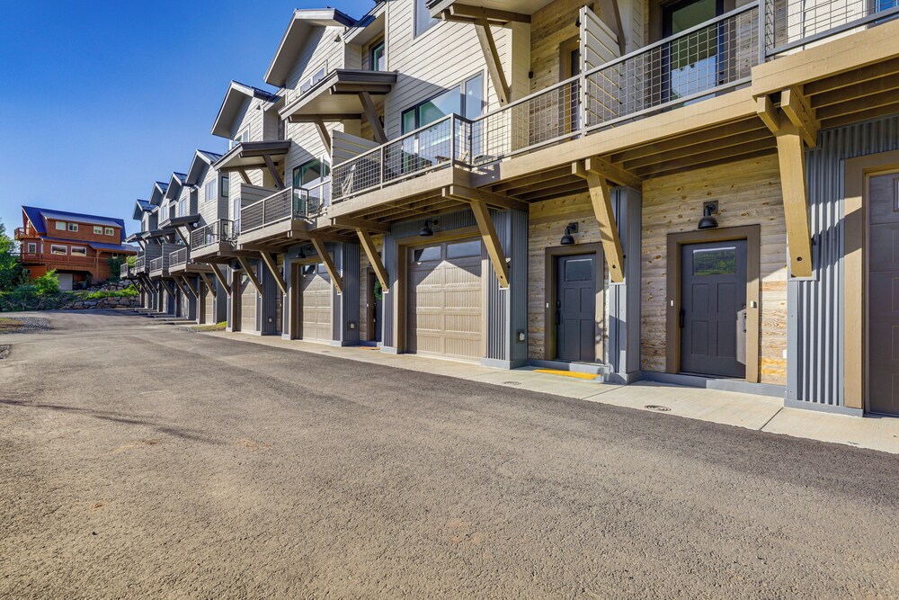 Peaceful Crested Butte Townhome w/ Mountain Views view 5