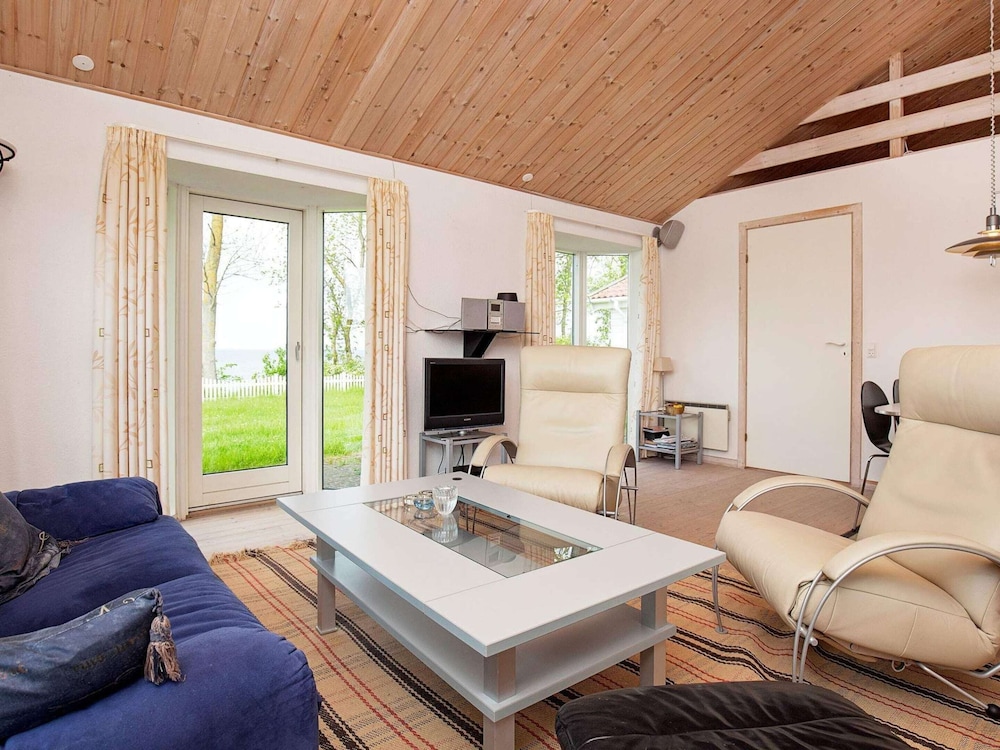6 Person Holiday Home in Praesto view 4