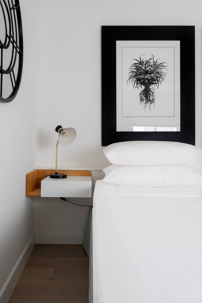 Winchester Street III by Onefinestay