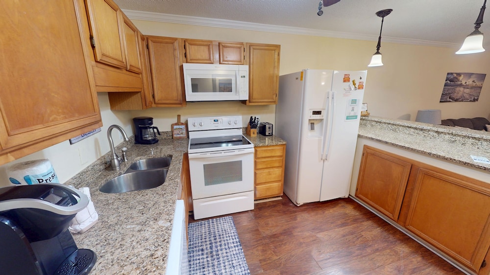 A Place At The Beach V A207 2 Bedroom Condo