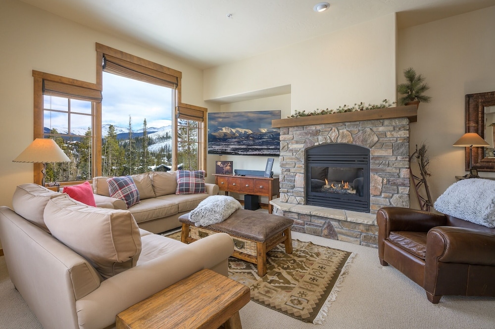 Cloudline Chalet 3 Bedroom Townhouse