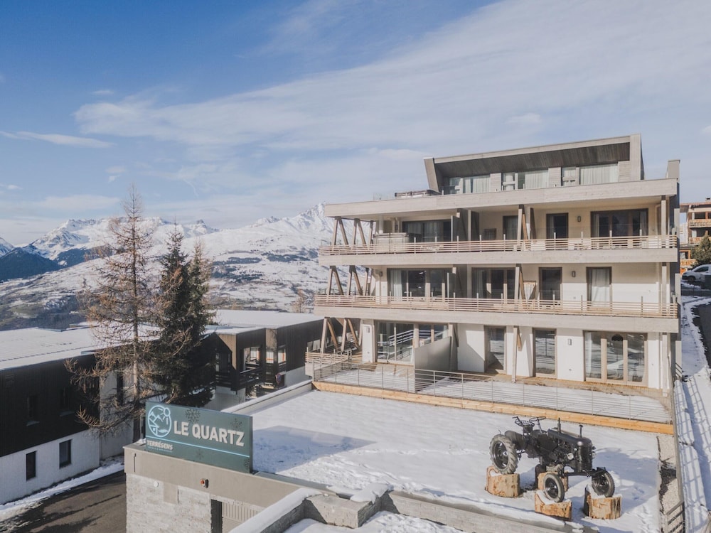 Apartment in Peisey With Stunning Mountain Views