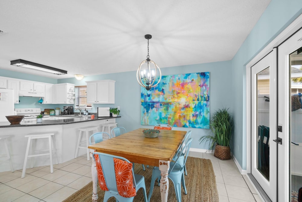 Beach House - Paradise Palace by PHG