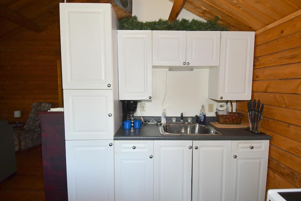 Whispering Hills - Couples Getaway - Property Image 27