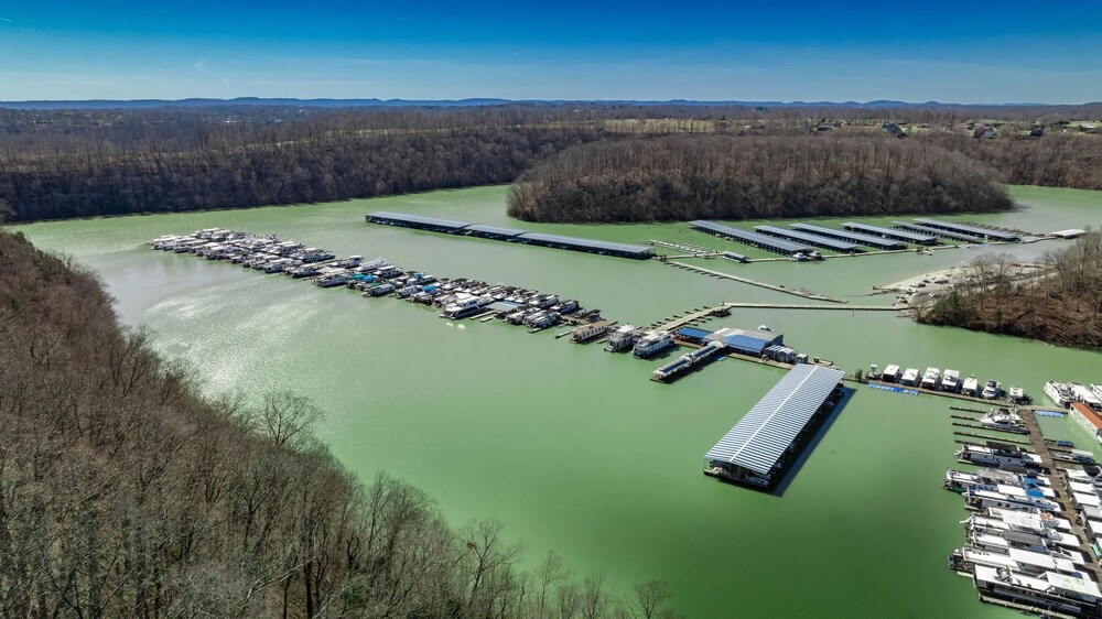 Lake It Easy 3 Level Home