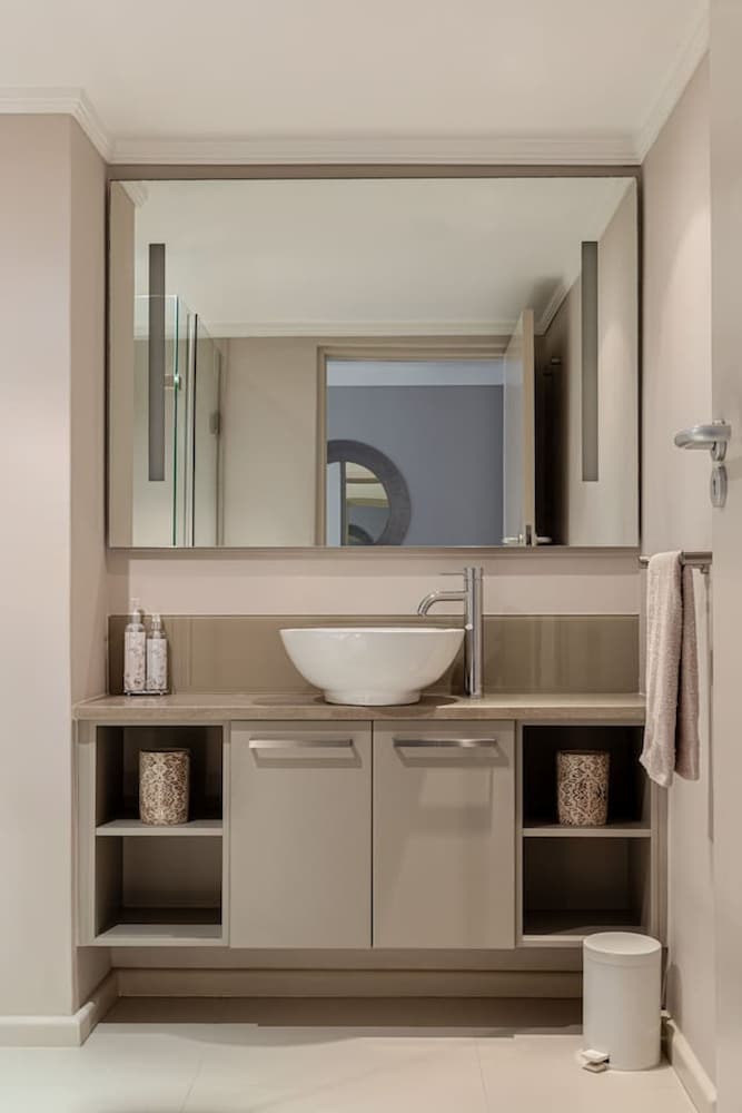 Bantry Place - Luxury Apartment