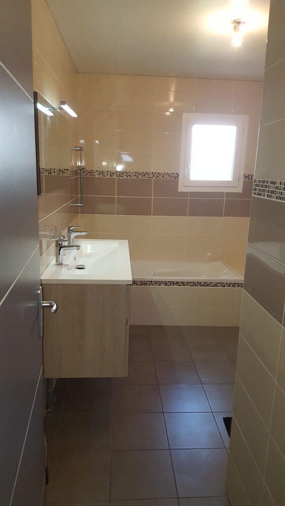 Chambres dans maison cosy proche Besançon