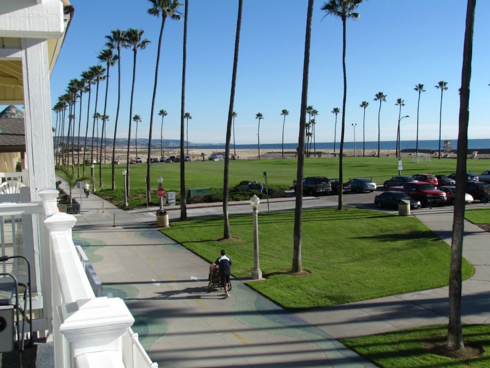3 Bedroom Duplex with Ocean View