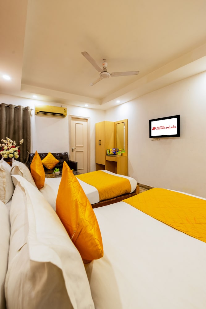 Hotel Palazzo Inn Mansarovar Garden