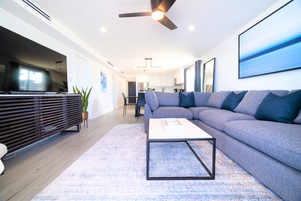Cayman Luxury Rentals at Sunset Cove