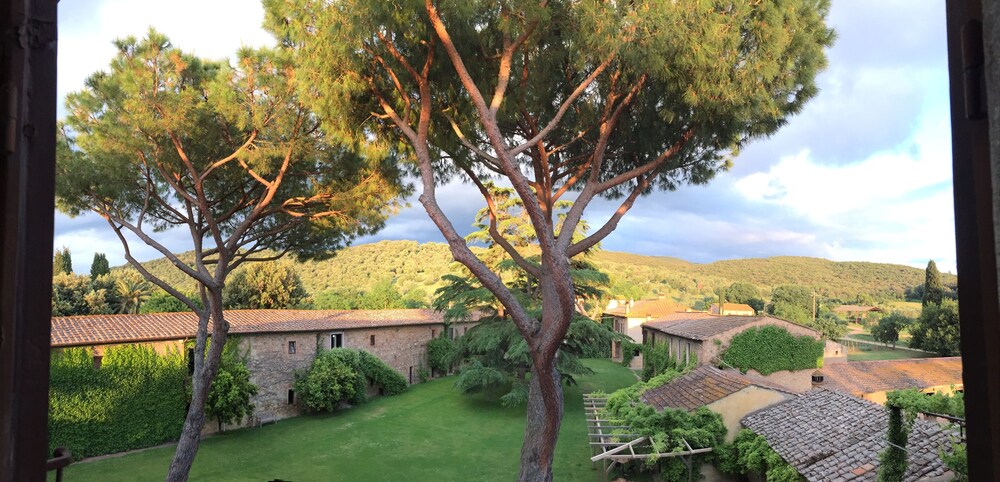 La Pescaia Resort