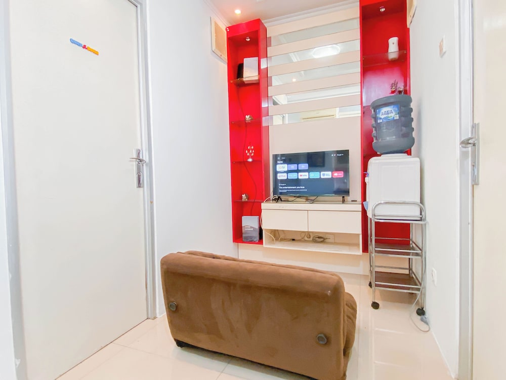 Simply 2Br Apartment Near Binus University At Menara Kebon Jeruk