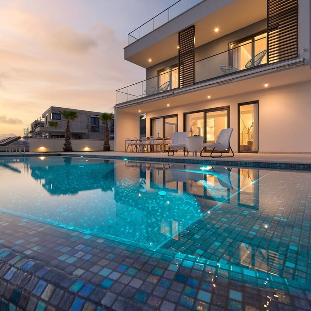 Villa Sunset - Luxury Adriatic Sea View Estate