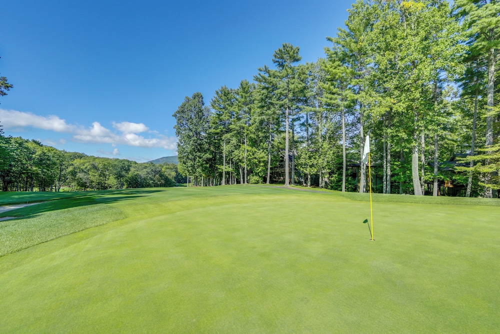 Play Golf & Tennis: Family Escape in Cashiers!