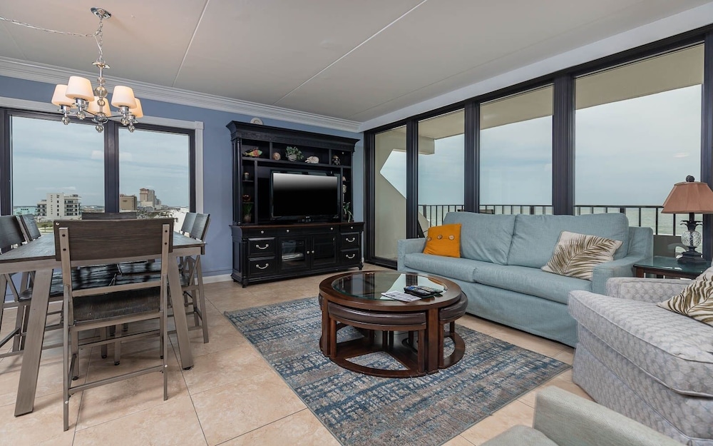 Island Winds East 501 3 Bedroom Condo