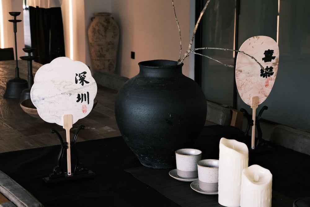 Miyue Shenzhen Tianlu Secret Wild Wizard Holiday Hotel