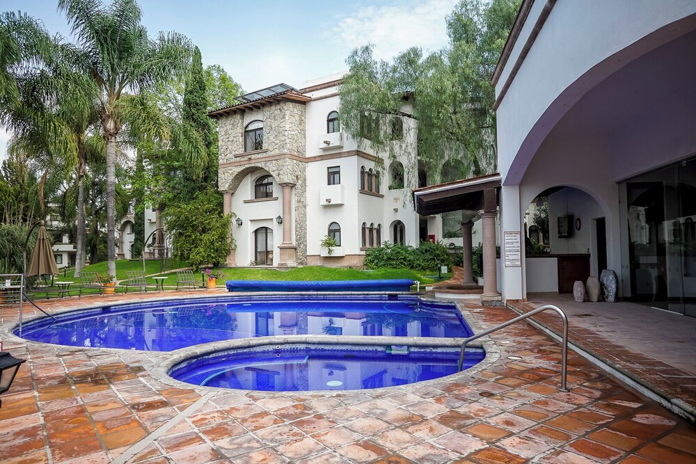 Prime Location w Amenities in San Miguel