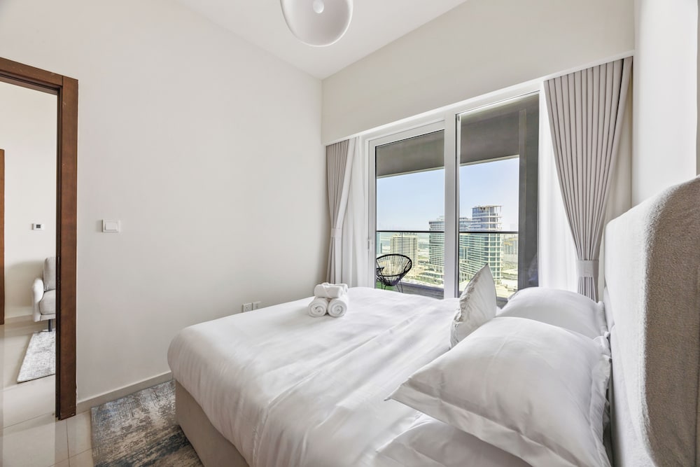 Luxury Apartments in Dubai Business Bay