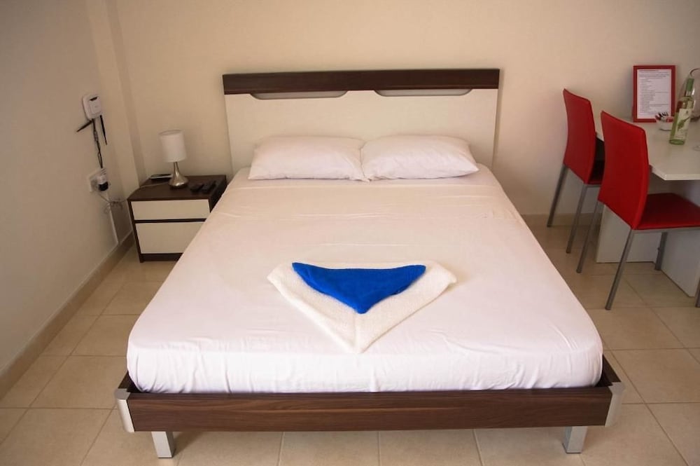 Peyia Pearl view 3