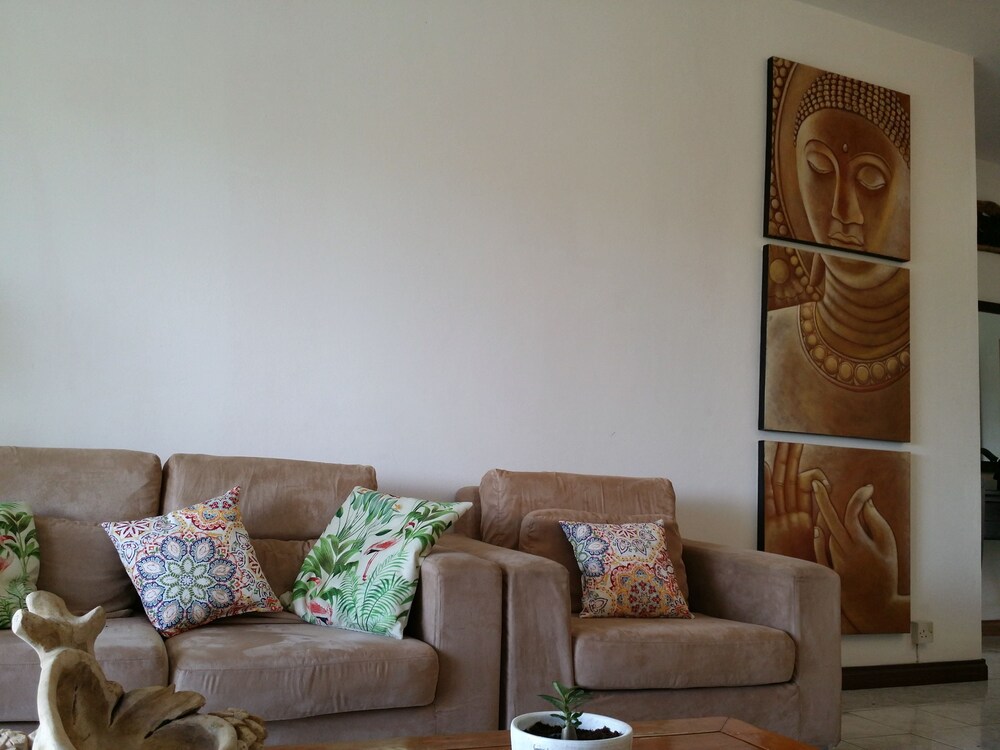 Three Bedroom Apartment by Dakz view 5