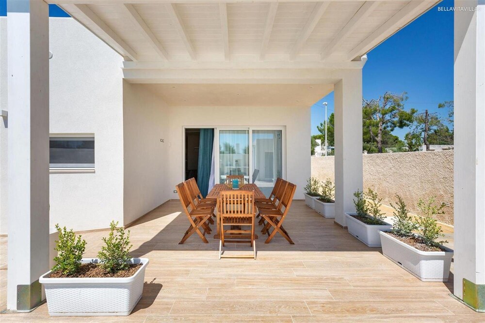 2055 Villa San Teodoro photo 3