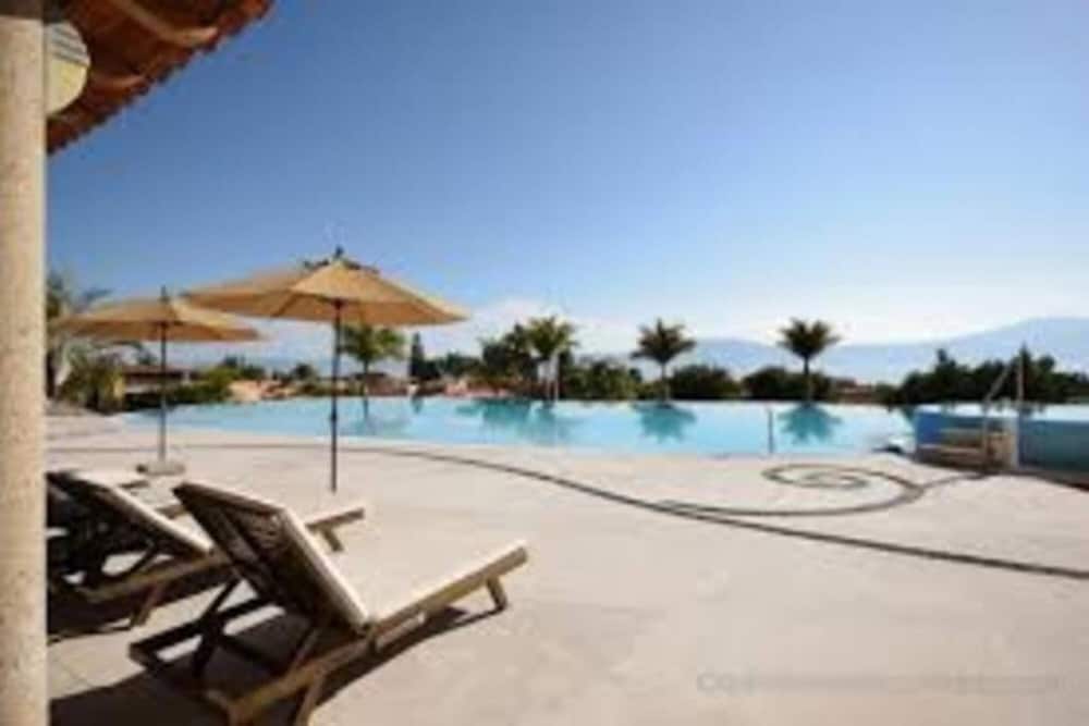 Luxury Private Resort 2-br 2-wr Condo w Breath Taking Lake Views view 2