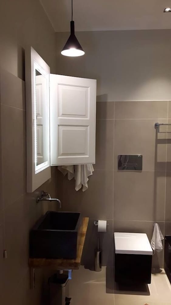 Photo 48