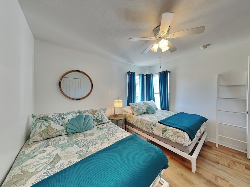 Shore Thing by Distinctive Beach Rentals