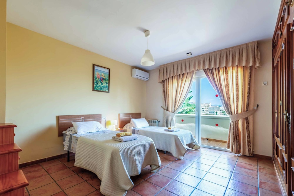 Villa Torrequebrada